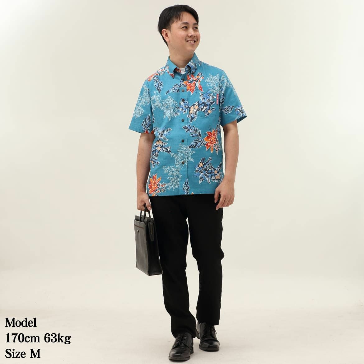 かりゆしウェア　モデル着用画像