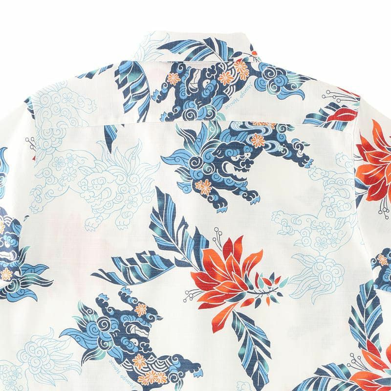 かりゆしウェア　モデル着用画像