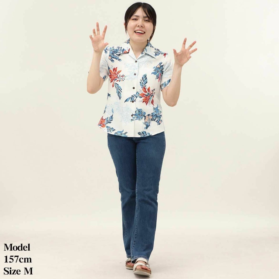 かりゆしウェア　モデル着用画像