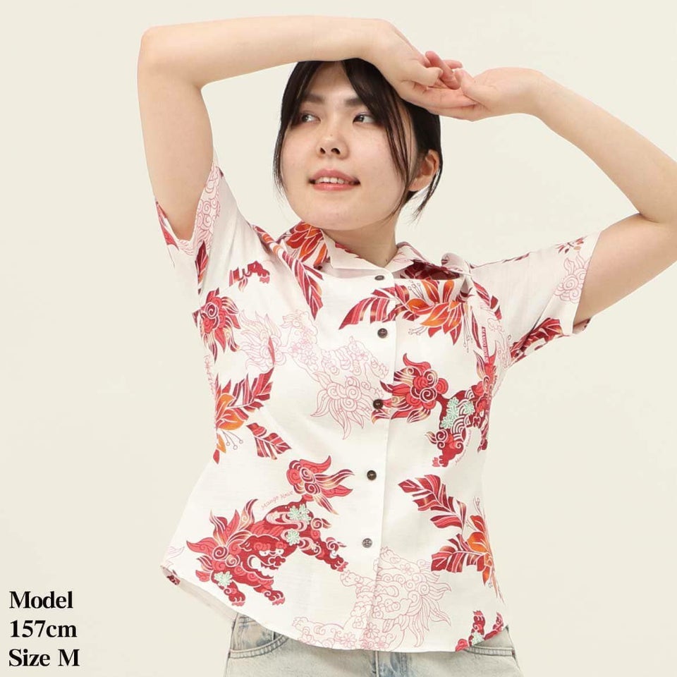 かりゆしウェア　モデル着用画像