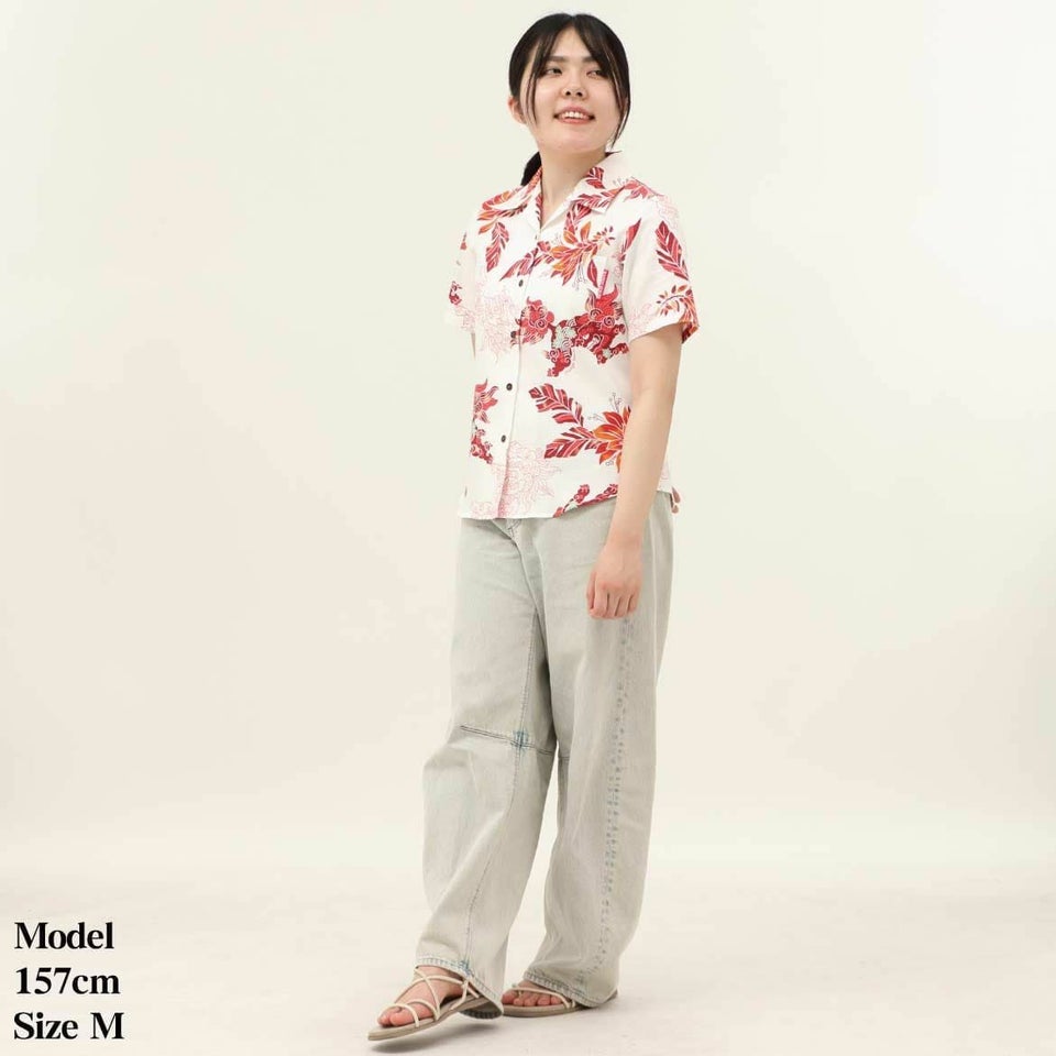 かりゆしウェア　モデル着用画像