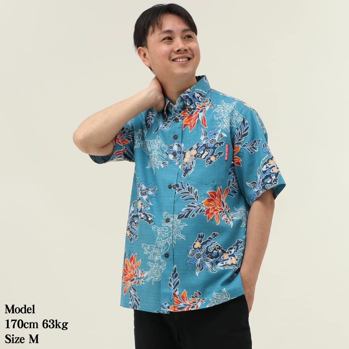 かりゆしウェア　モデル着用画像