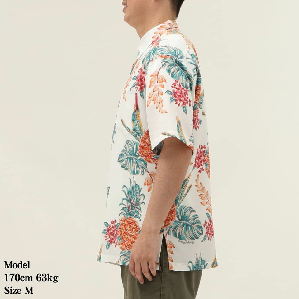 かりゆしウェア　モデル着用画像