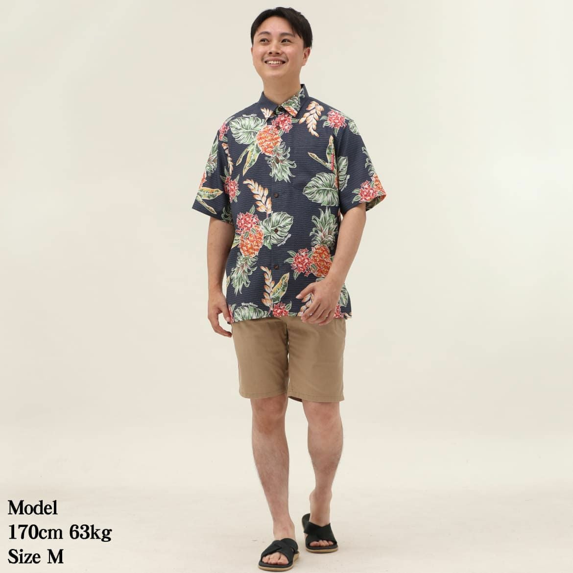 かりゆしウェア　モデル着用画像