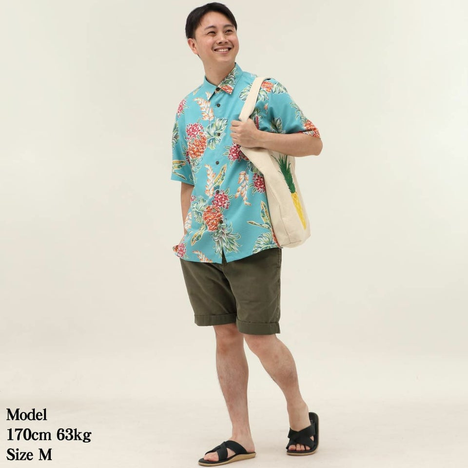 かりゆしウェア　モデル着用画像