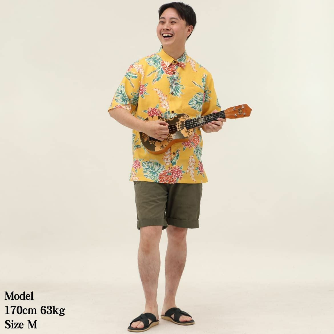 かりゆしウェア　モデル着用画像