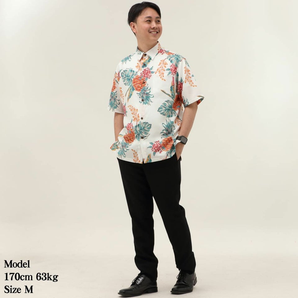 かりゆしウェア　モデル着用画像