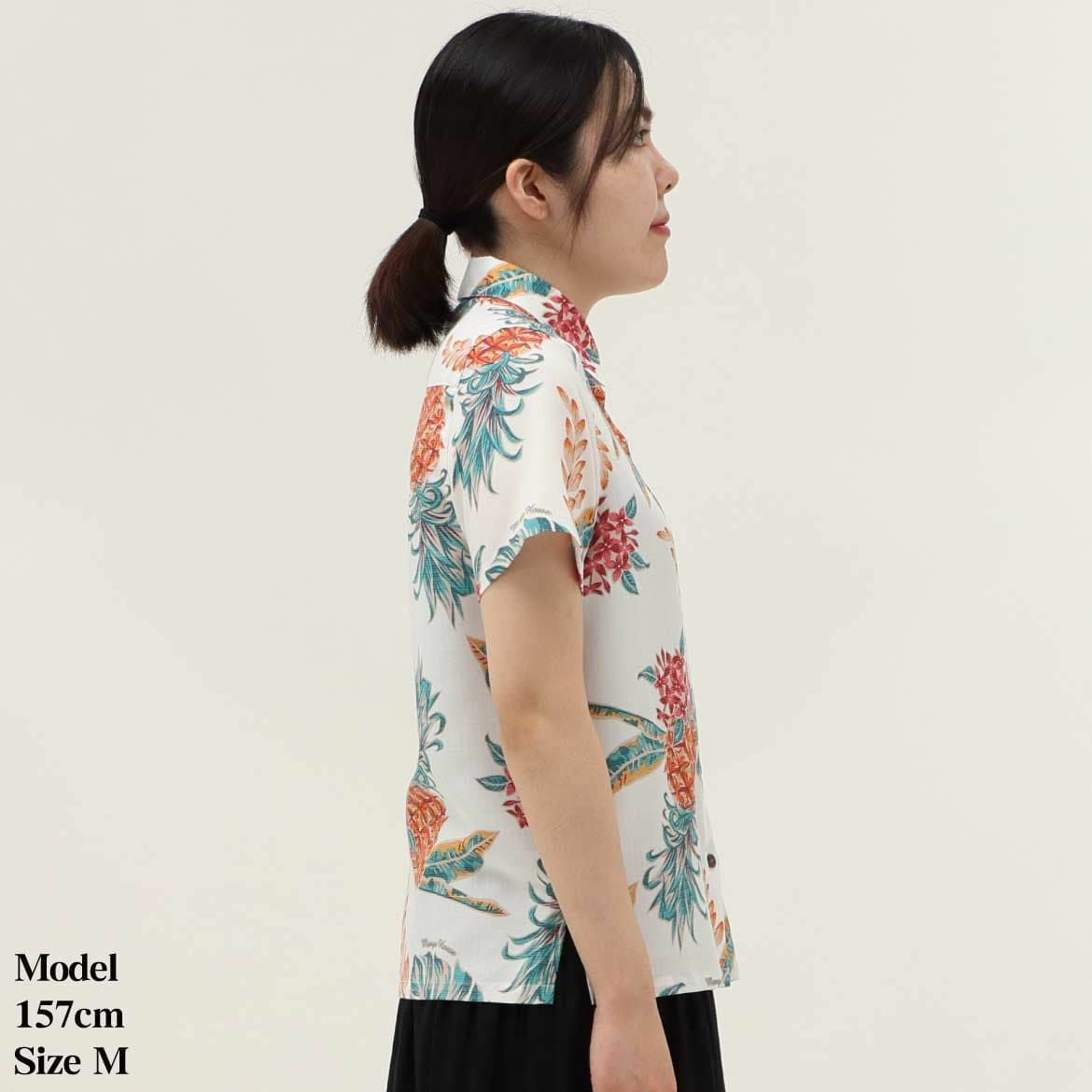 かりゆしウェア　モデル着用画像