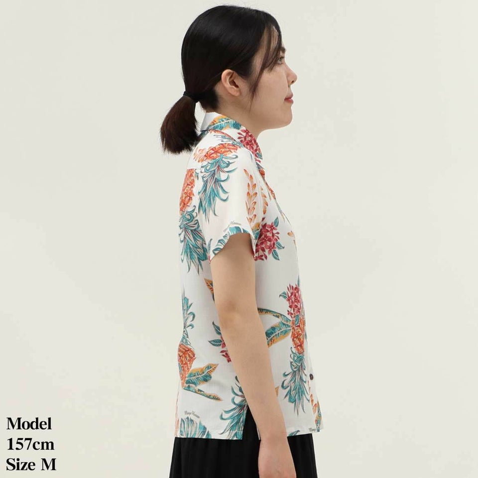 かりゆしウェア　モデル着用画像