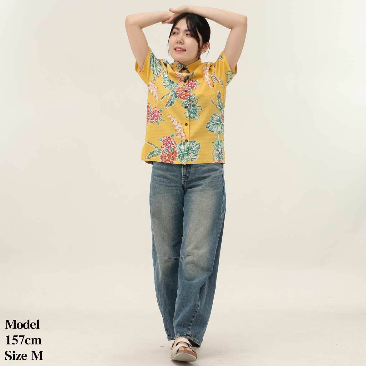 かりゆしウェア　モデル着用画像