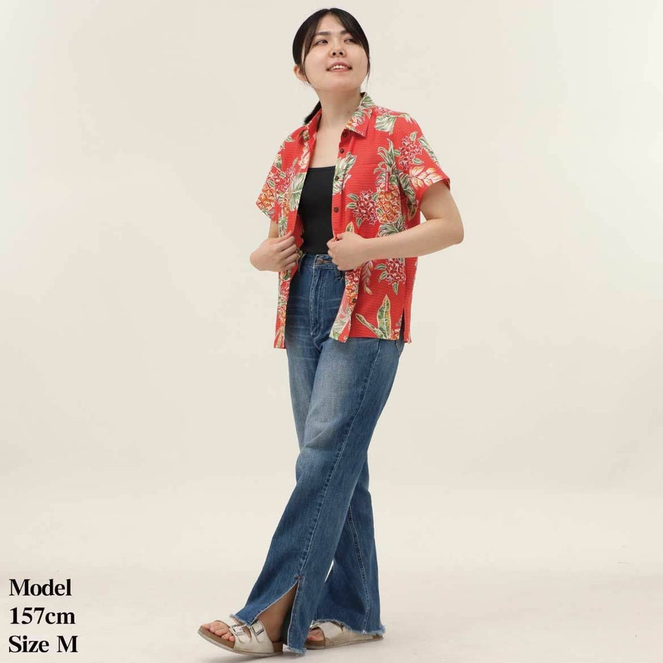 かりゆしウェア　モデル着用画像