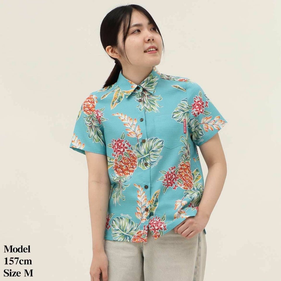 かりゆしウェア　モデル着用画像