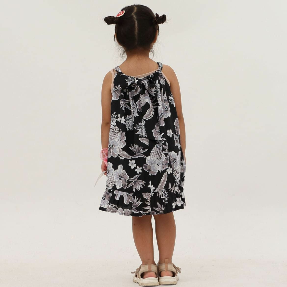 かりゆしウェア　キッズワンピース　着用画像