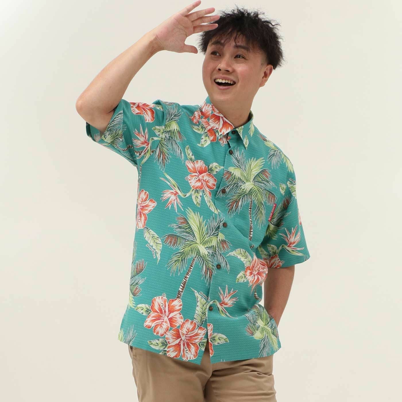 かりゆしウェアモデル着用画像