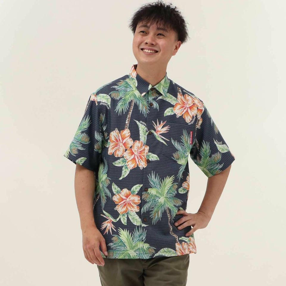 かりゆしウェアモデル着用画像