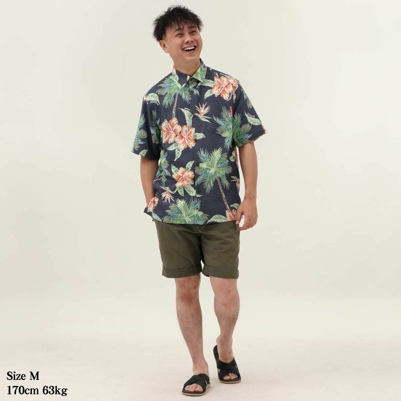 かりゆしウェアモデル着用画像