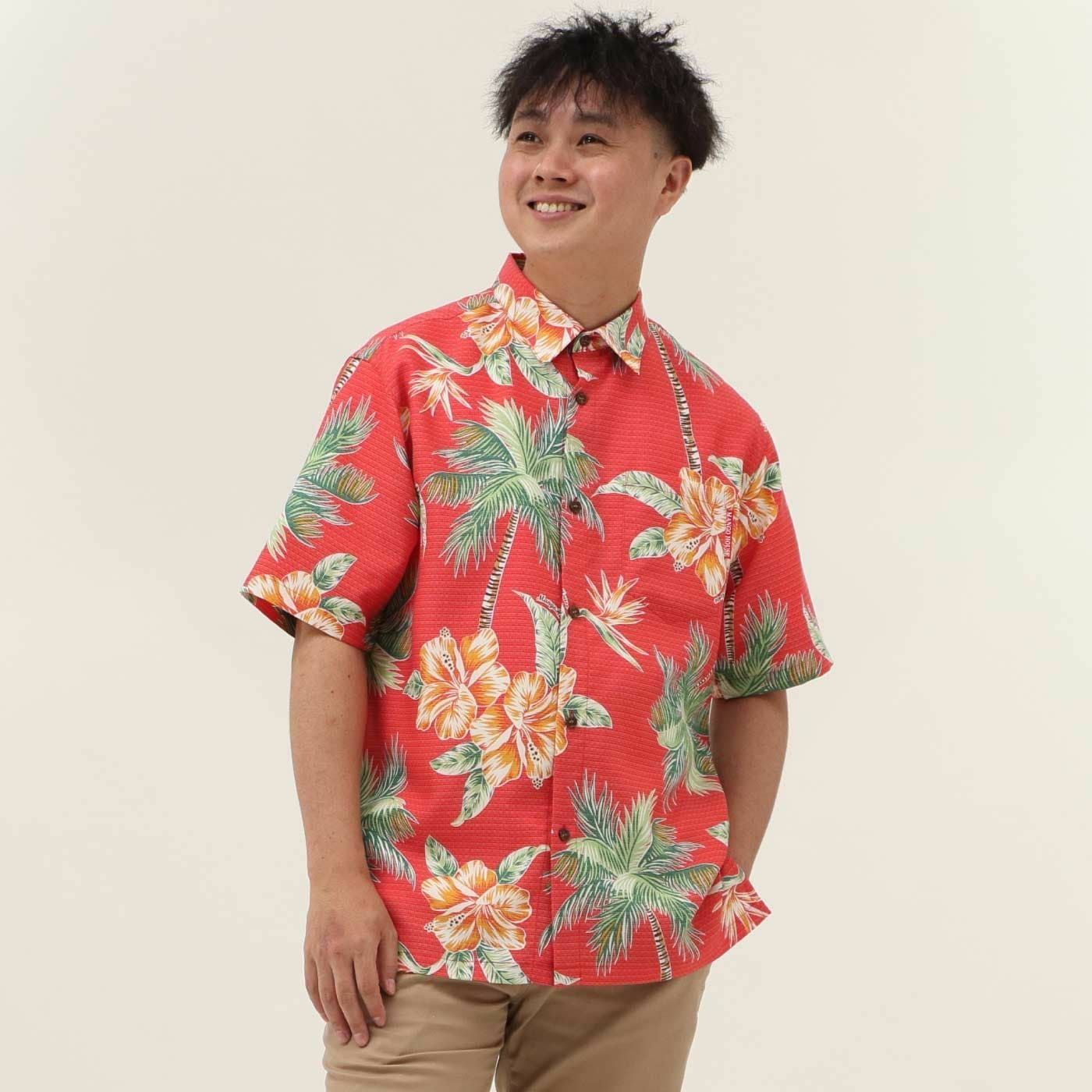 かりゆしウェアモデル着用画像