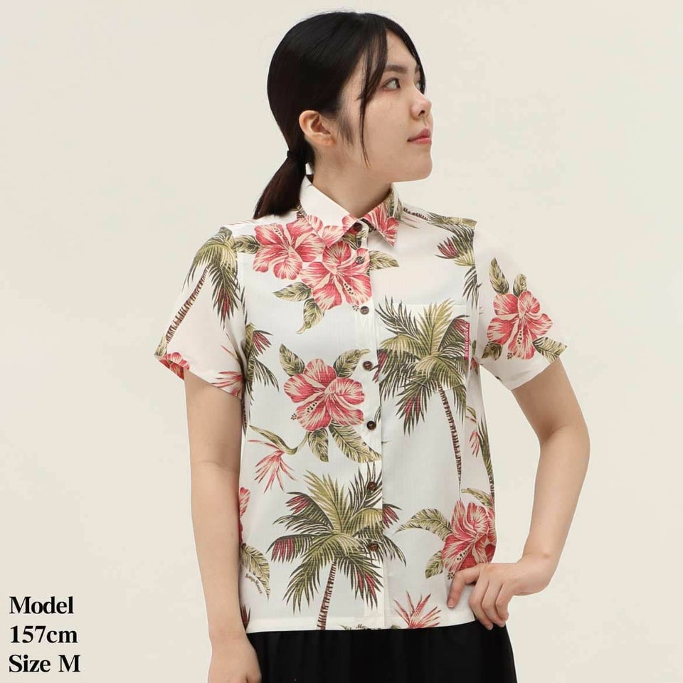 かりゆしウェア　モデル着用画像