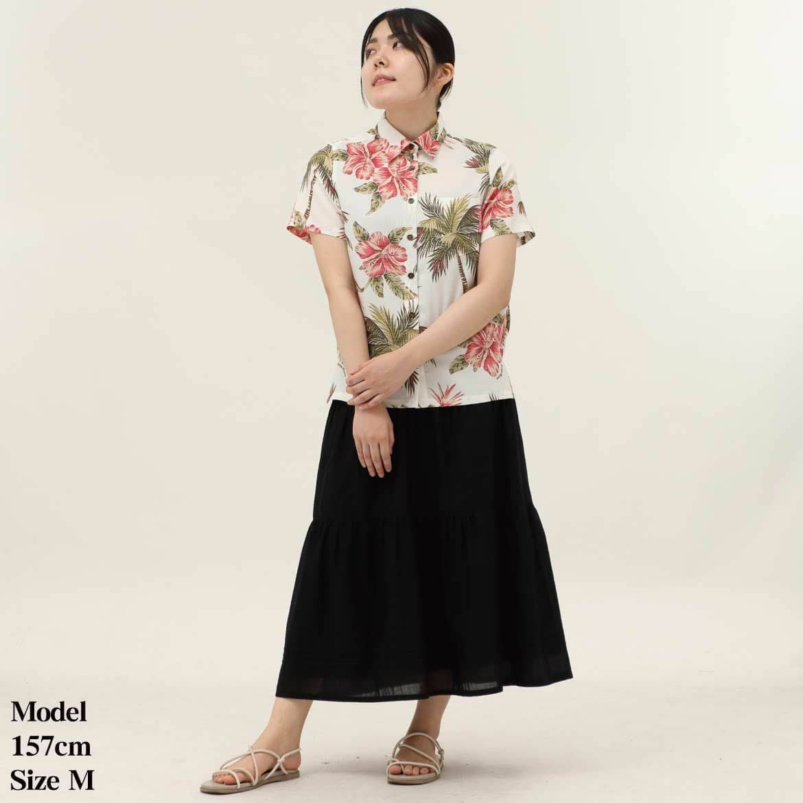 かりゆしウェア　モデル着用画像