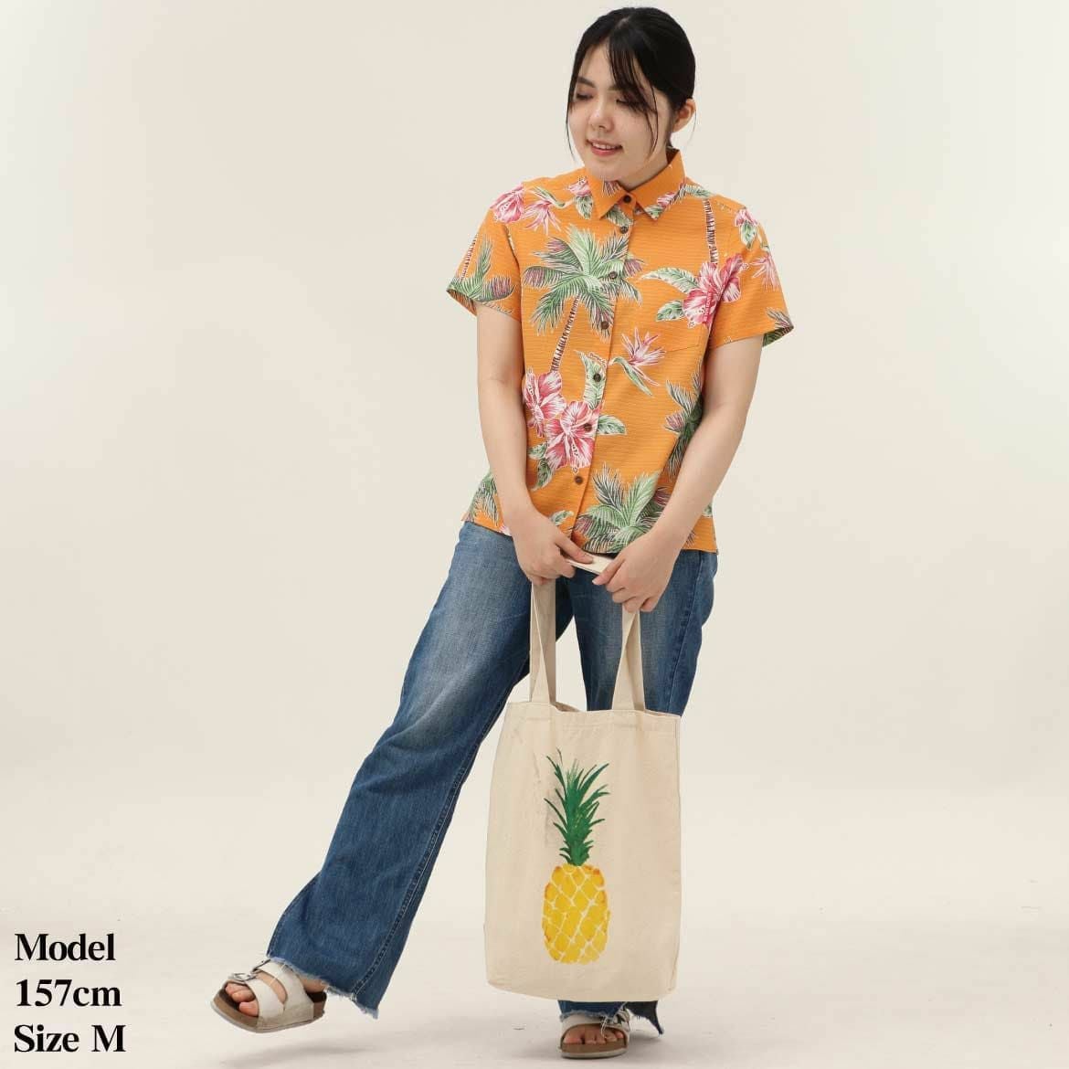 かりゆしウェア　モデル着用画像