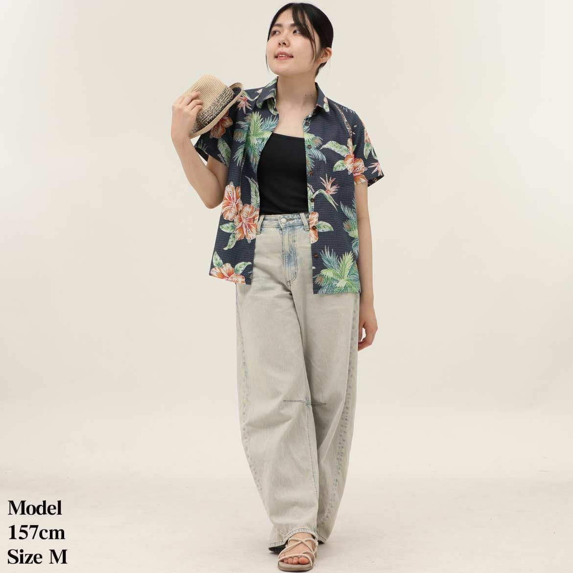 かりゆしウェア　モデル着用画像