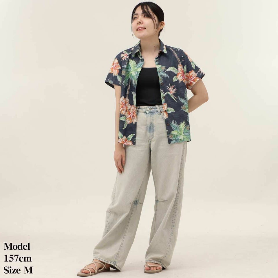 かりゆしウェア　モデル着用画像