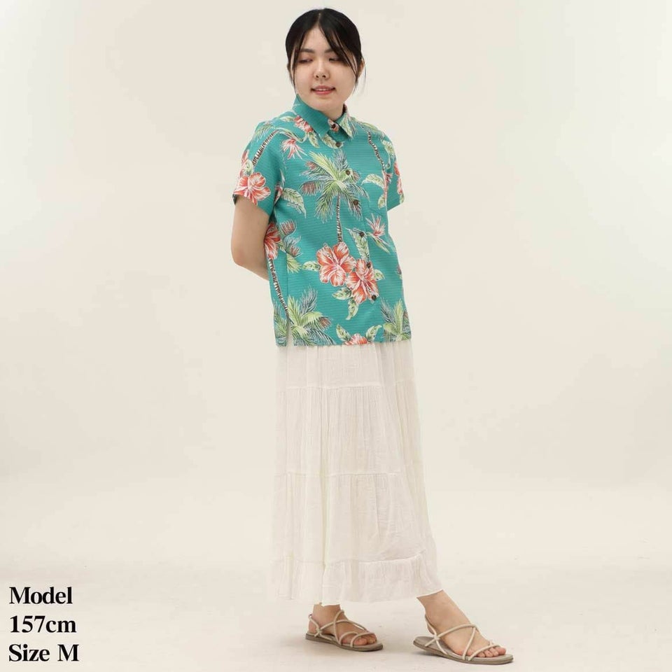 かりゆしウェア　モデル着用画像