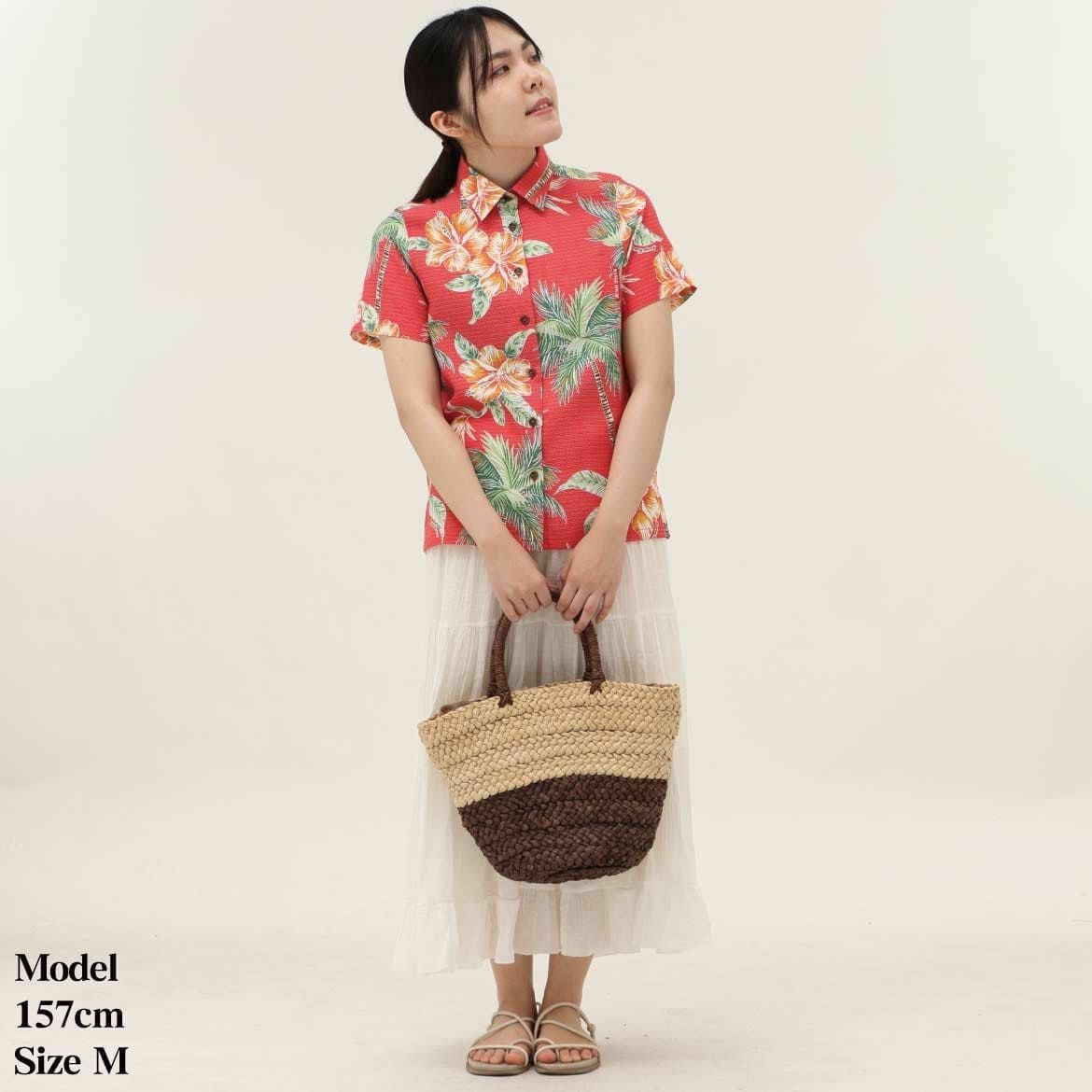 かりゆしウェア　モデル着用画像