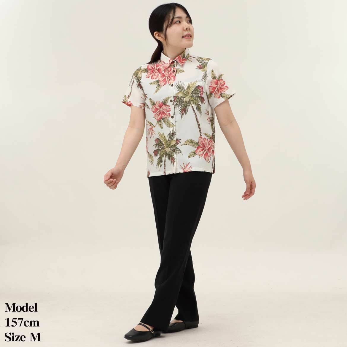 かりゆしウェア　モデル着用画像