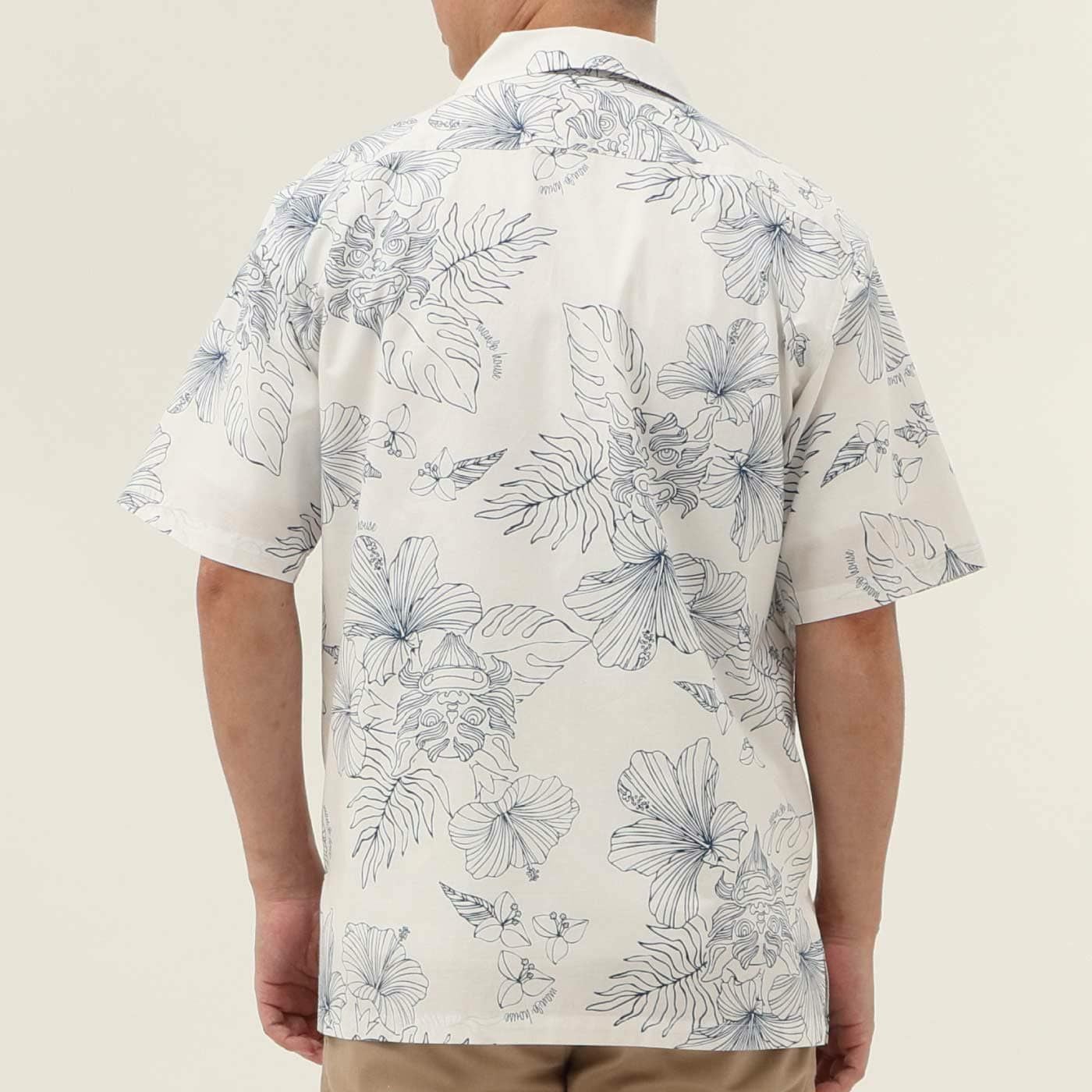 かりゆしウェアモデル着用画像