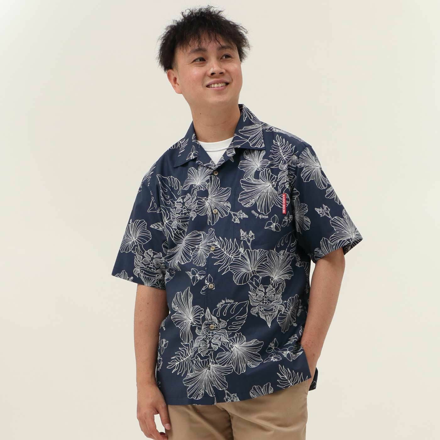 かりゆしウェアモデル着用画像