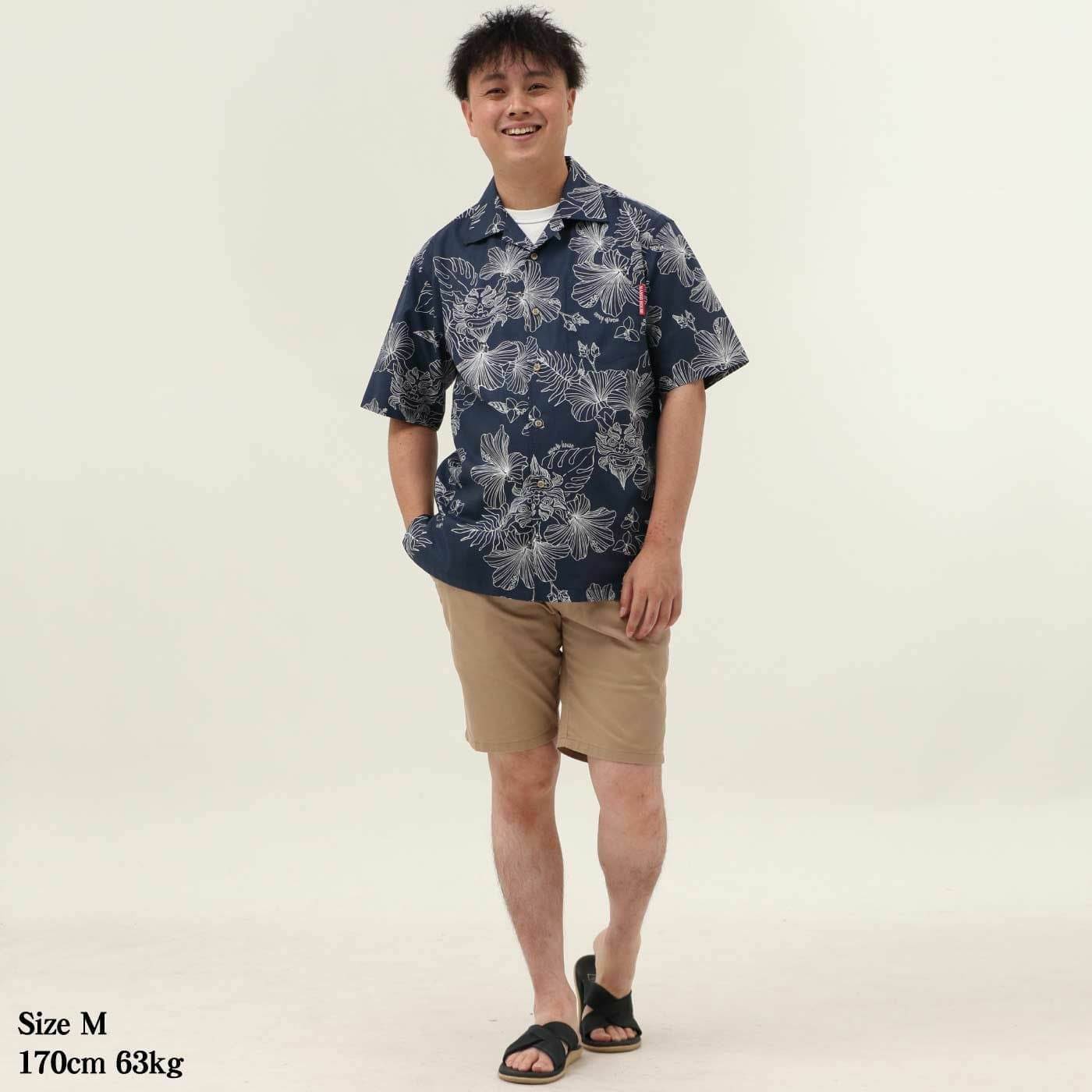 かりゆしウェアモデル着用画像