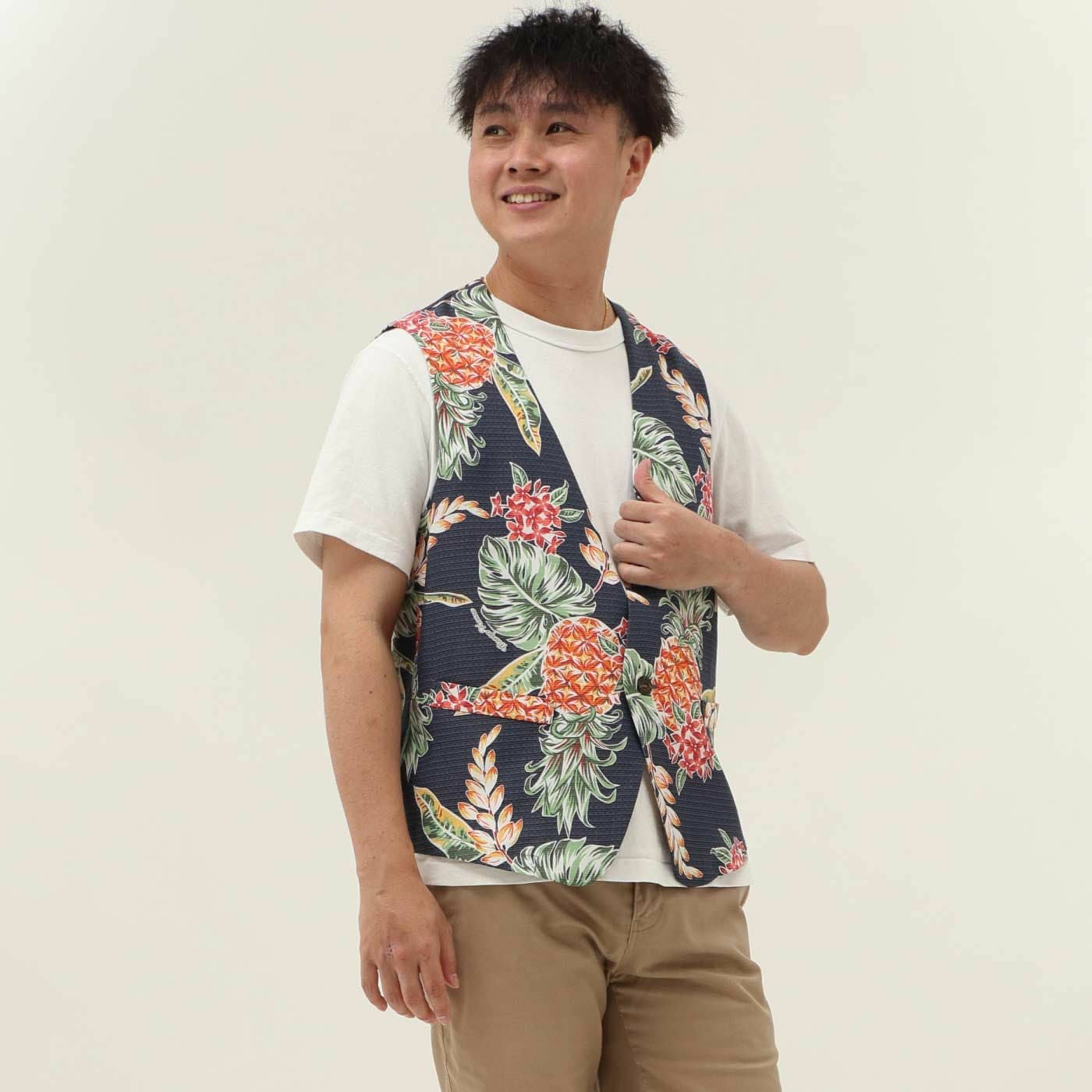 かりゆしウェアモデル着用画像