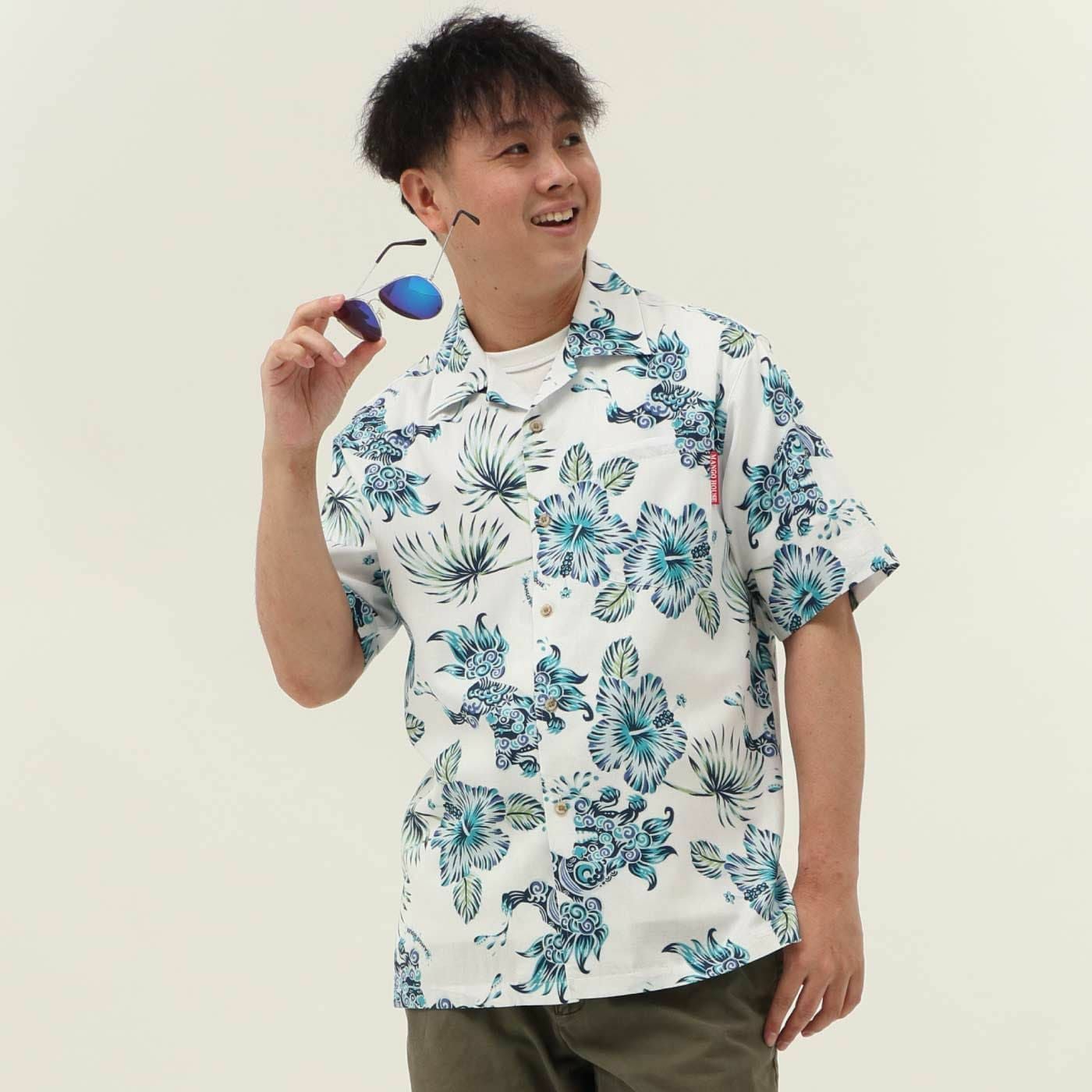 かりゆしウェアモデル着用画像