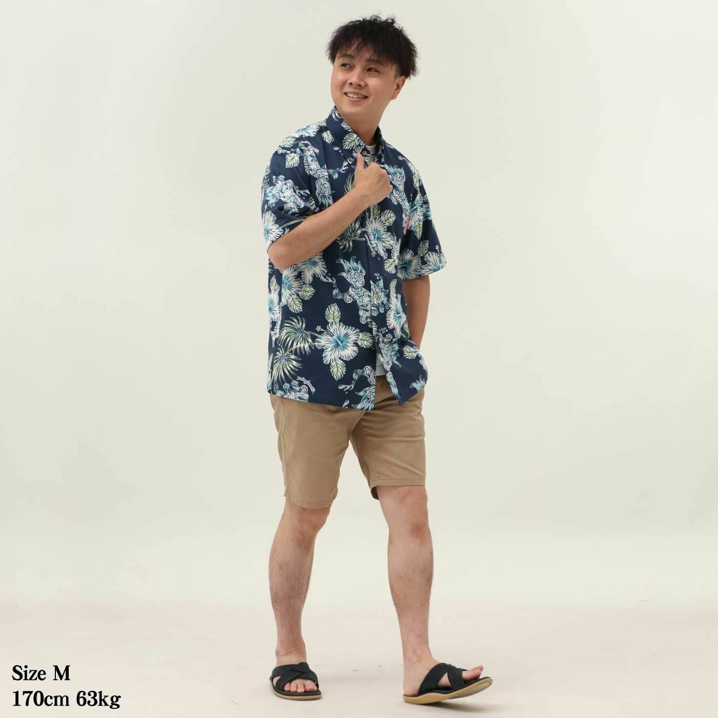 かりゆしウェアモデル着用画像