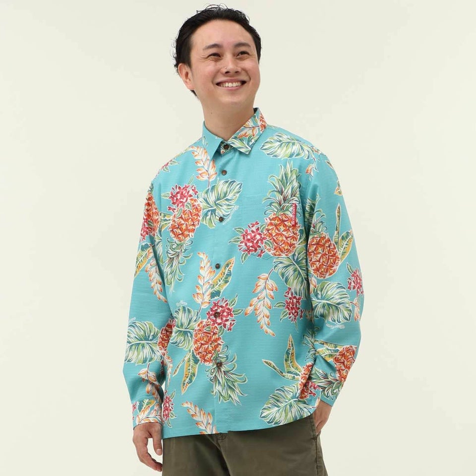 かりゆしウェア　モデル着用画像