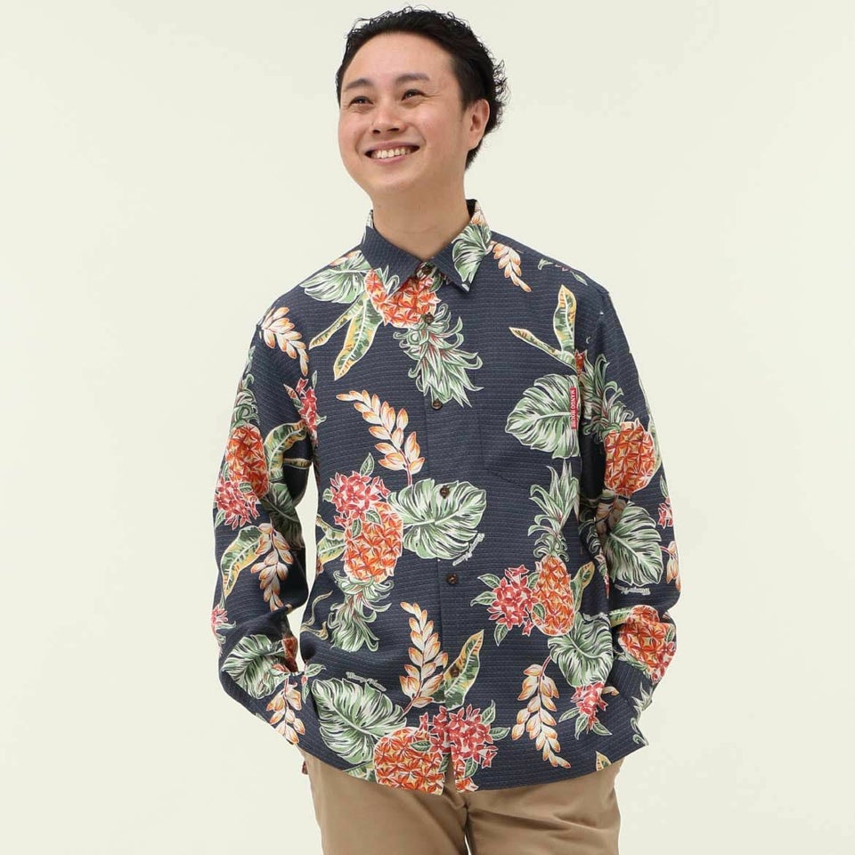 かりゆしウェア　モデル着用画像