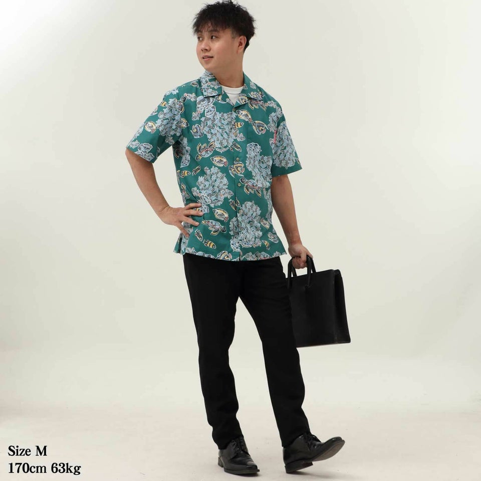 かりゆしウェア　モデル着用画像