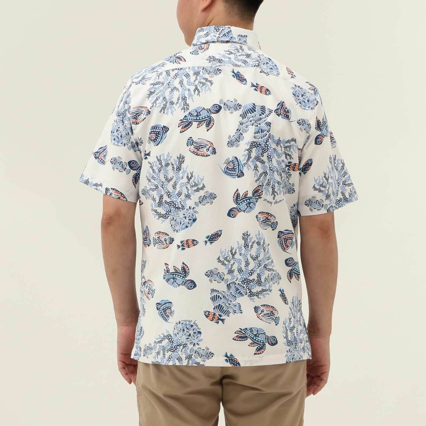 かりゆしウェアモデル着用画像