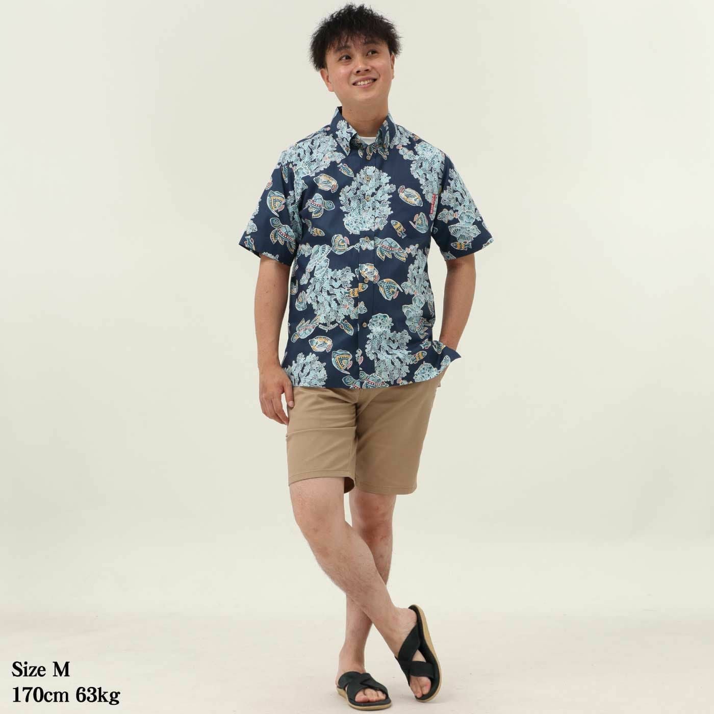 かりゆしウェアモデル着用画像