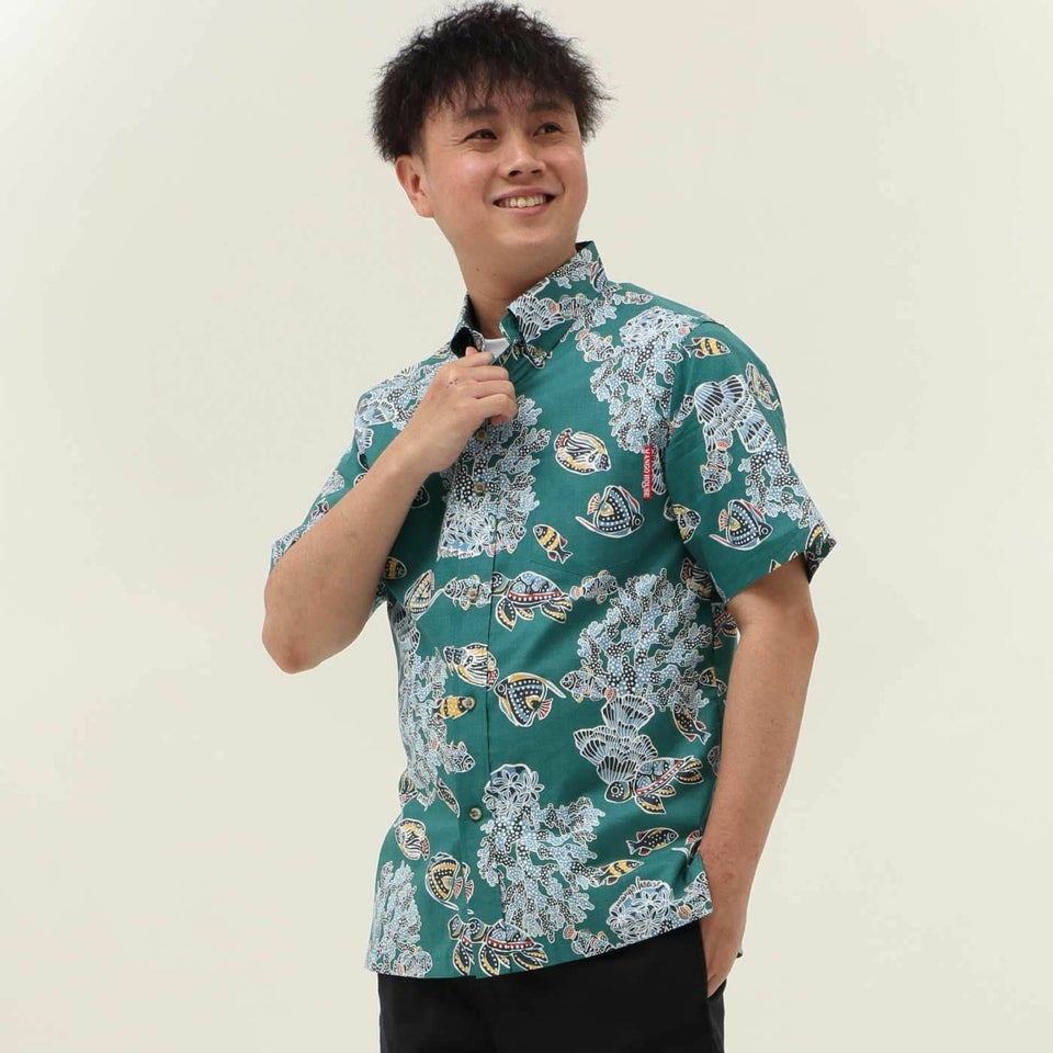 かりゆしウェアモデル着用画像