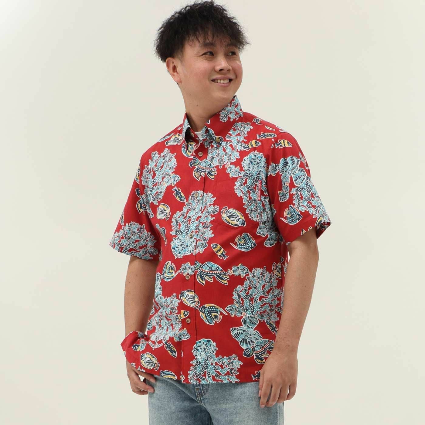 かりゆしウェアモデル着用画像