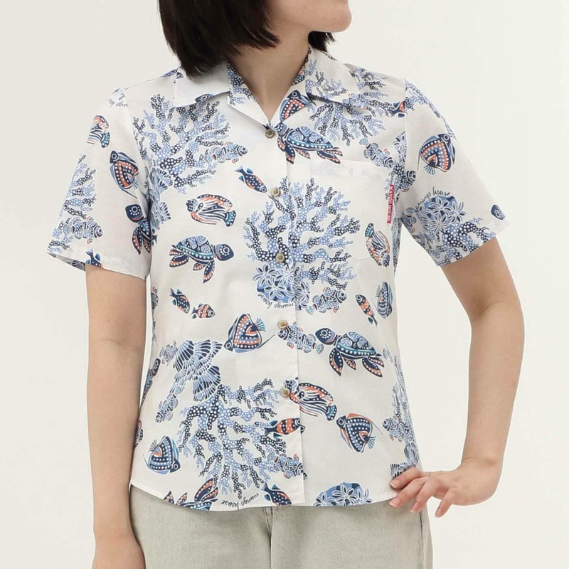 かりゆしウェア　モデル着用画像