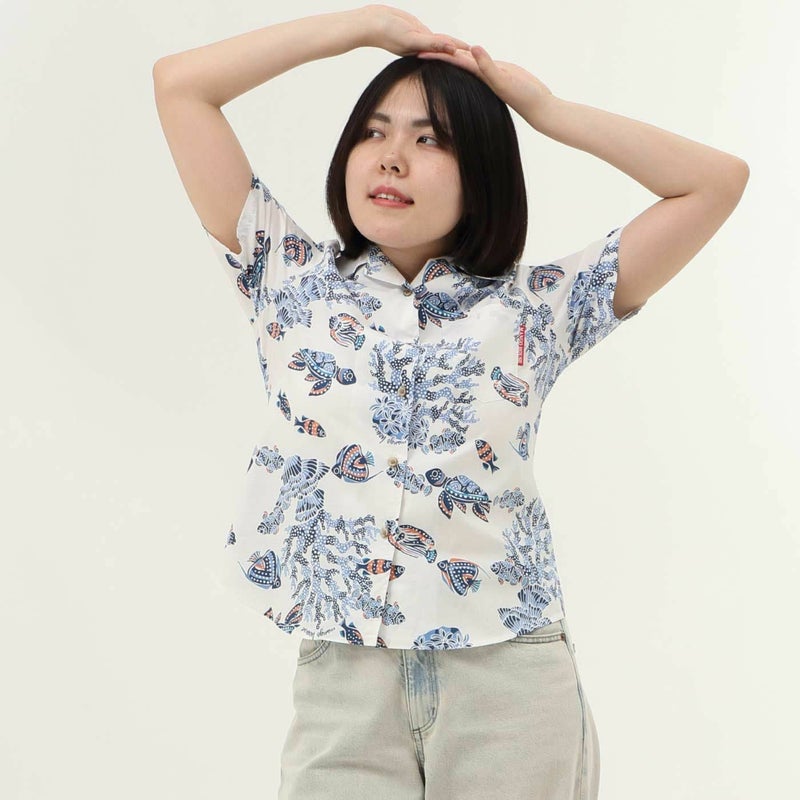 かりゆしウェア　モデル着用画像