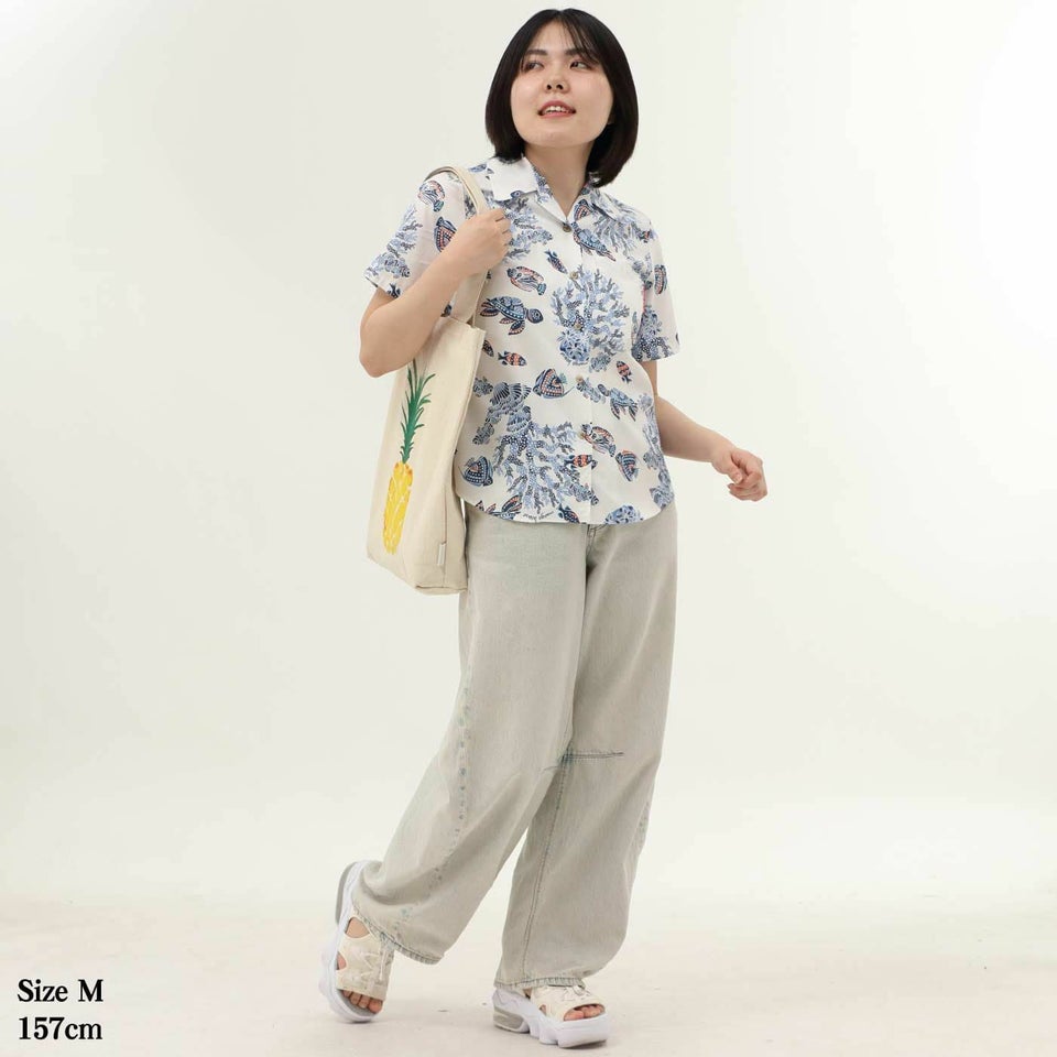 かりゆしウェア　モデル着用画像