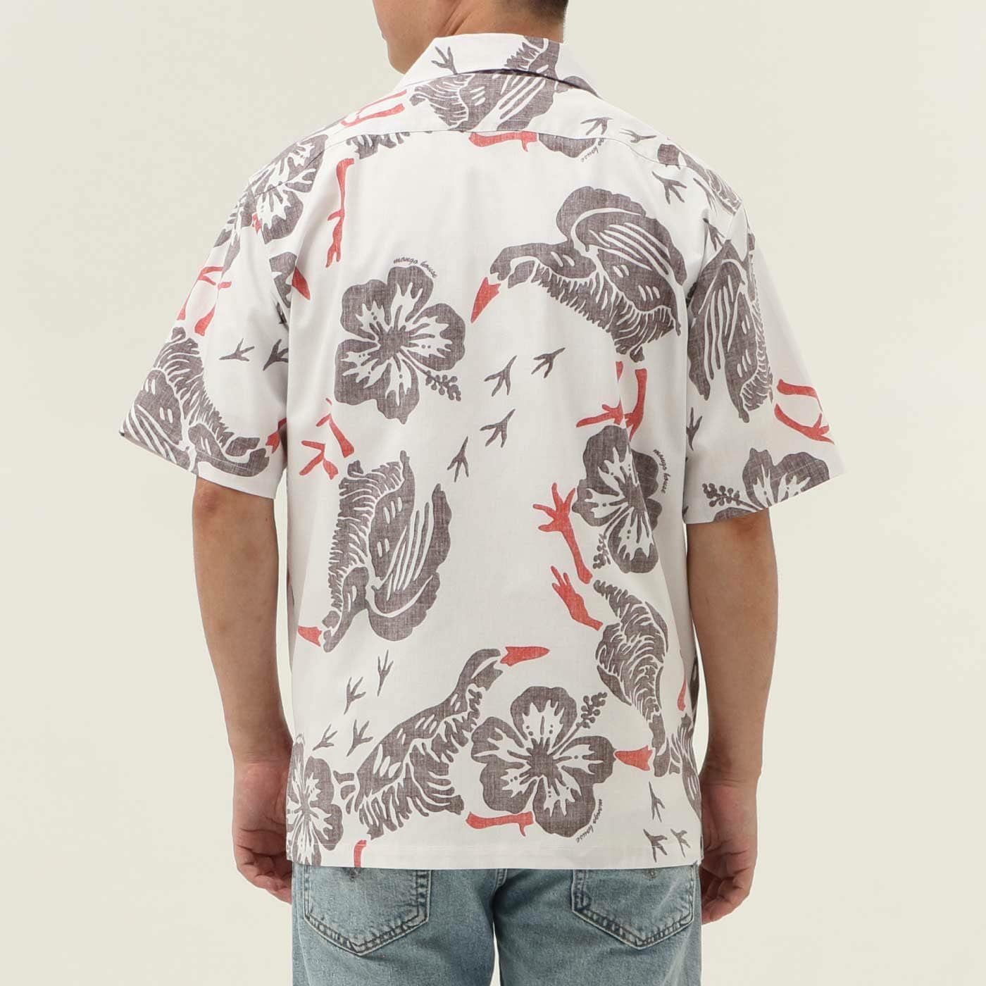 かりゆしウェアモデル着用画像