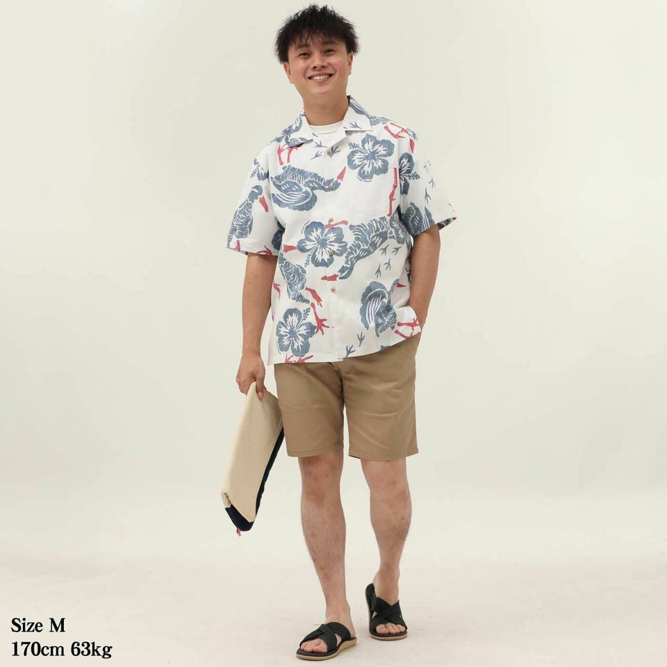 かりゆしウェアモデル着用画像