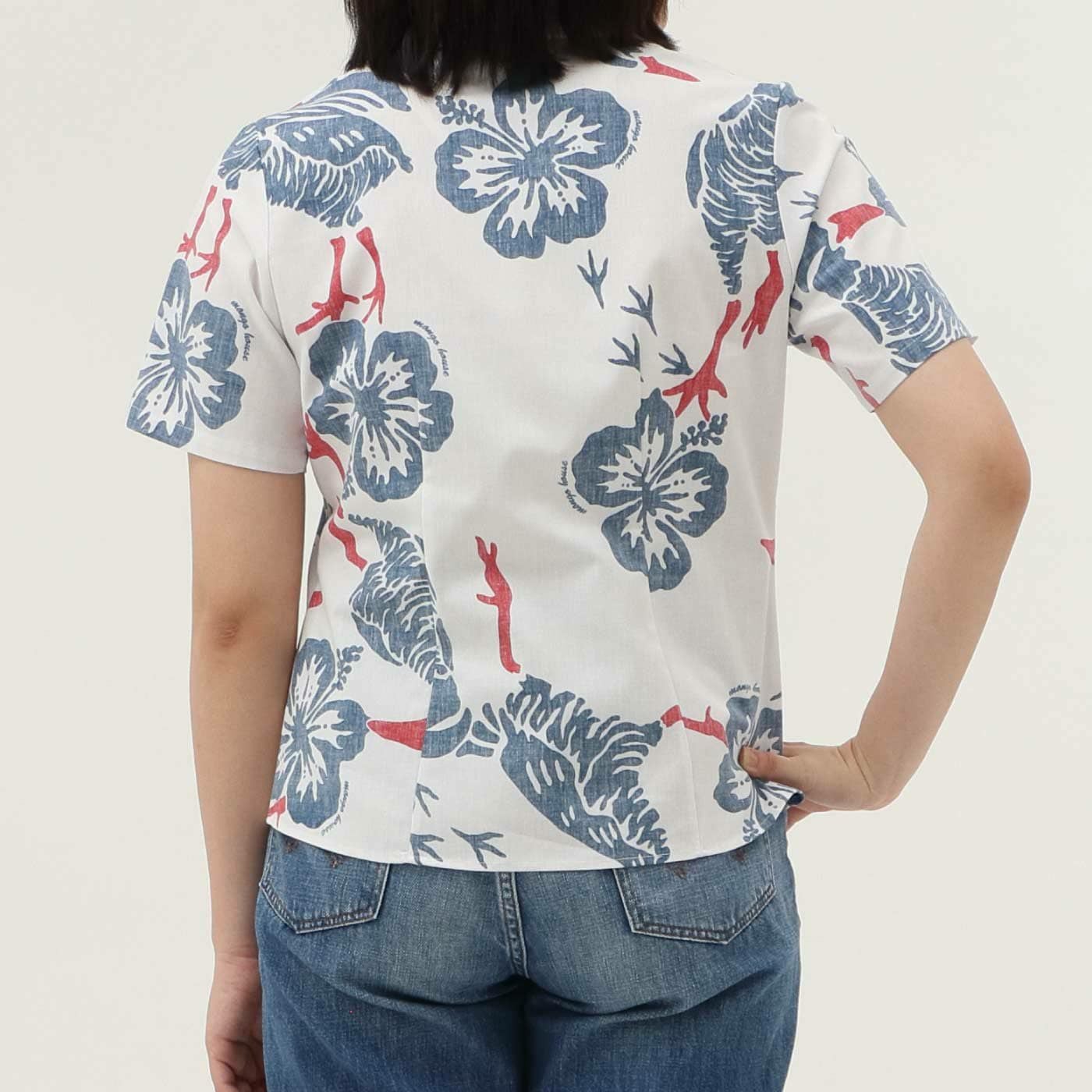 かりゆしウェアモデル着用画像