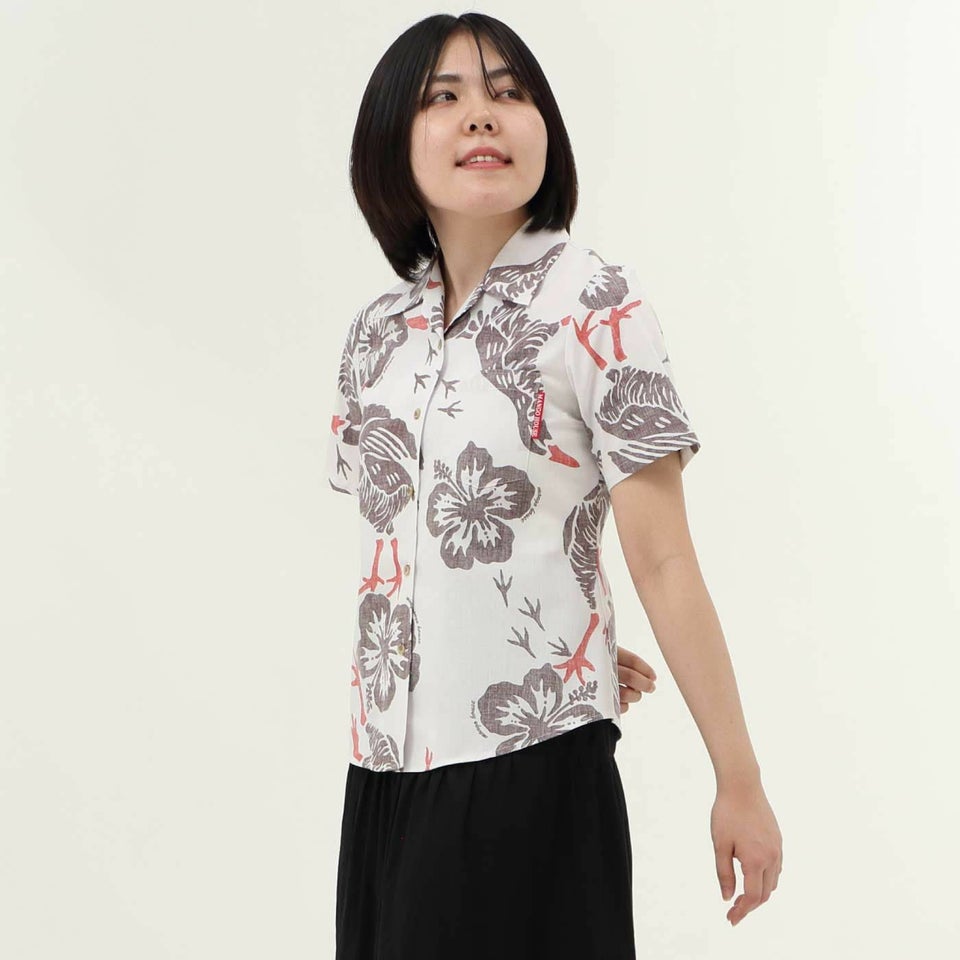 かりゆしウェアモデル着用画像