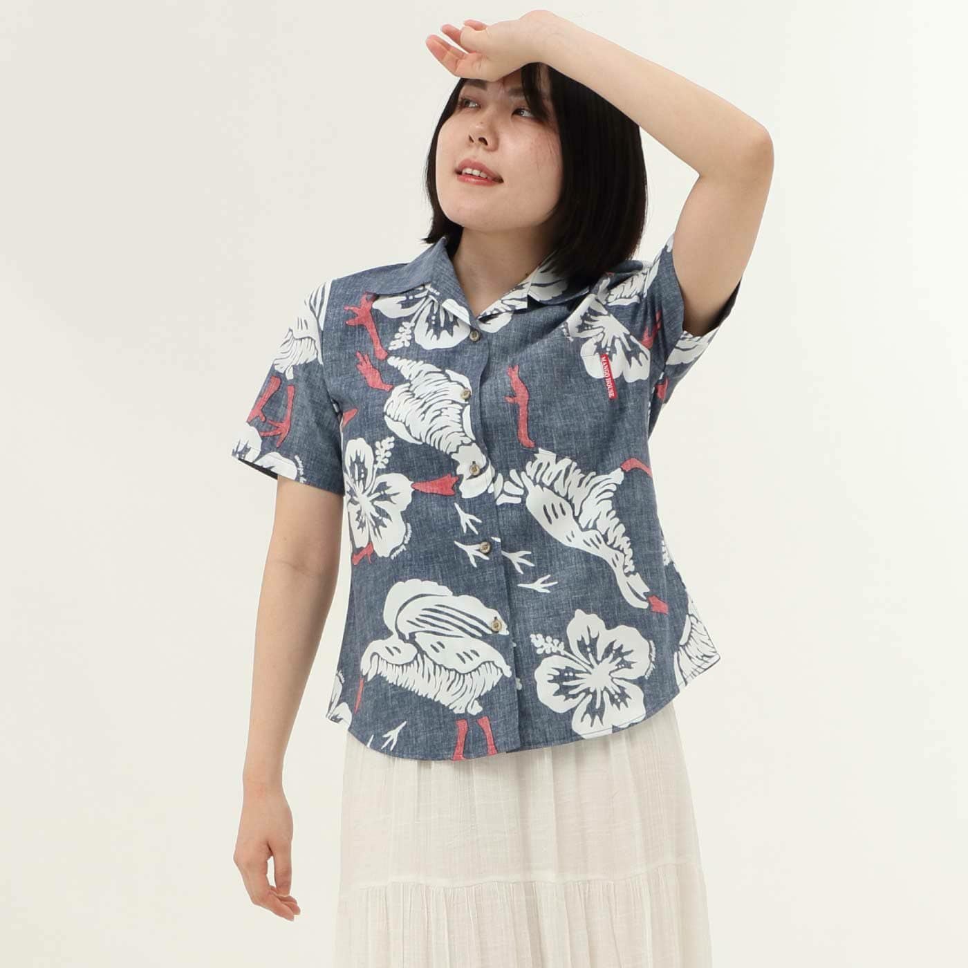 かりゆしウェアモデル着用画像